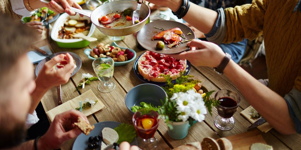 Social Eating: Warum gemeinsames Essen so guttut