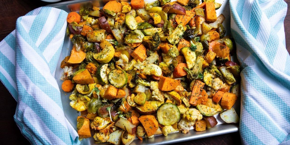 Gebackene Süßkartoffeln mit Gemüse