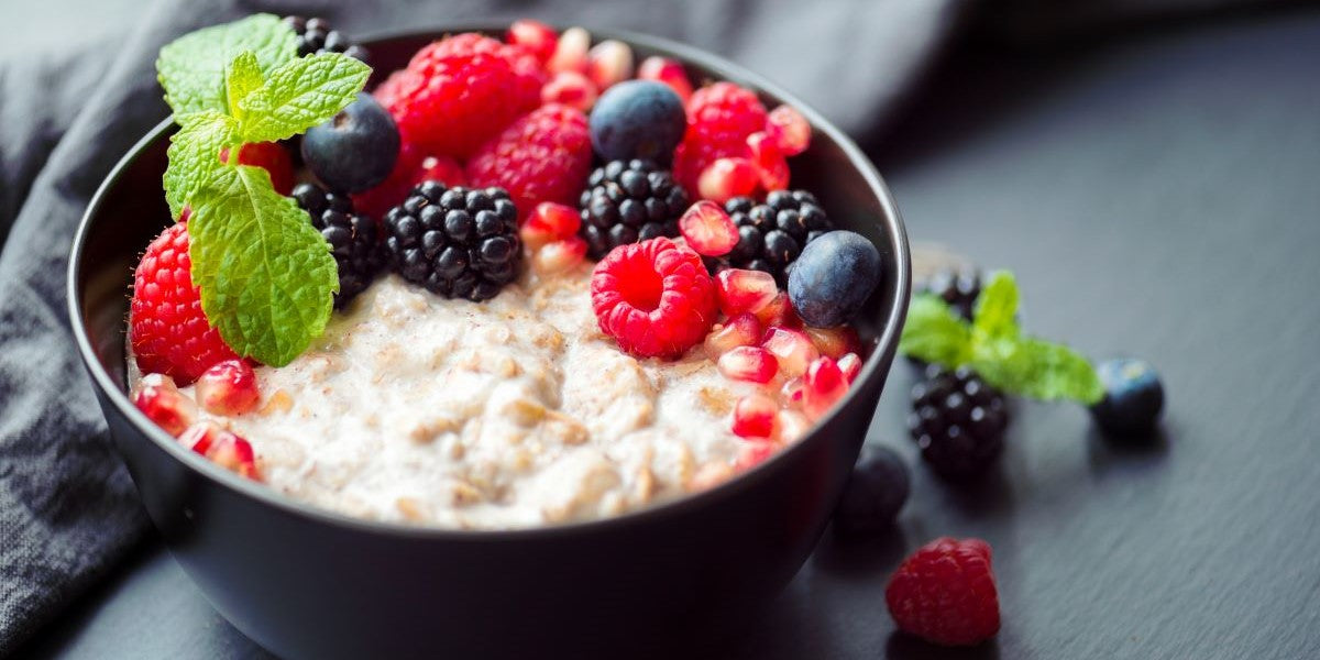Basisches Müsli mit Beeren