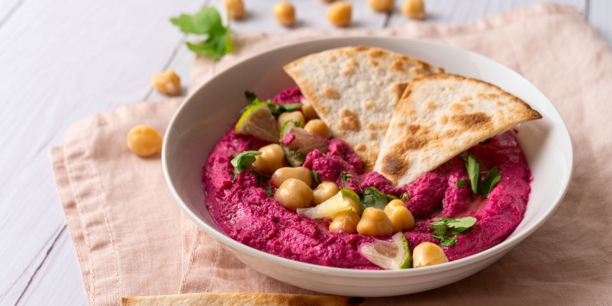 Pink Hummus mit Rote-Beete