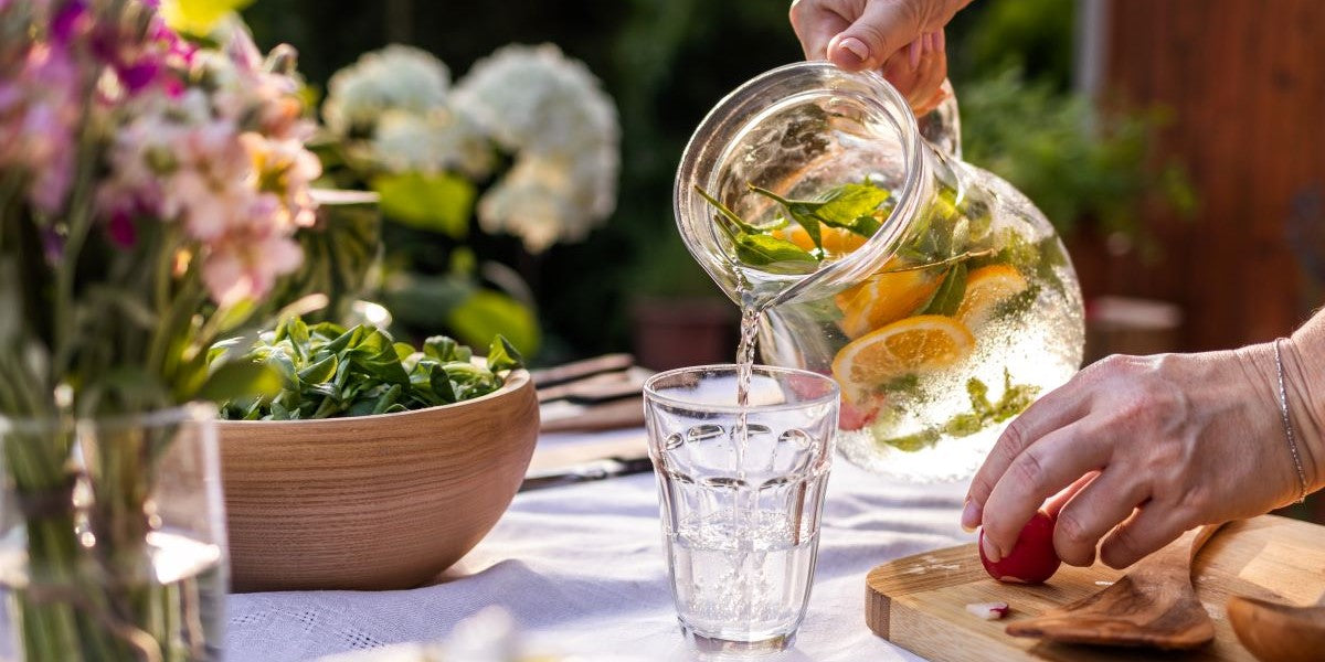 Basische Getränke: gesunde Durstlöscher für den Alltag