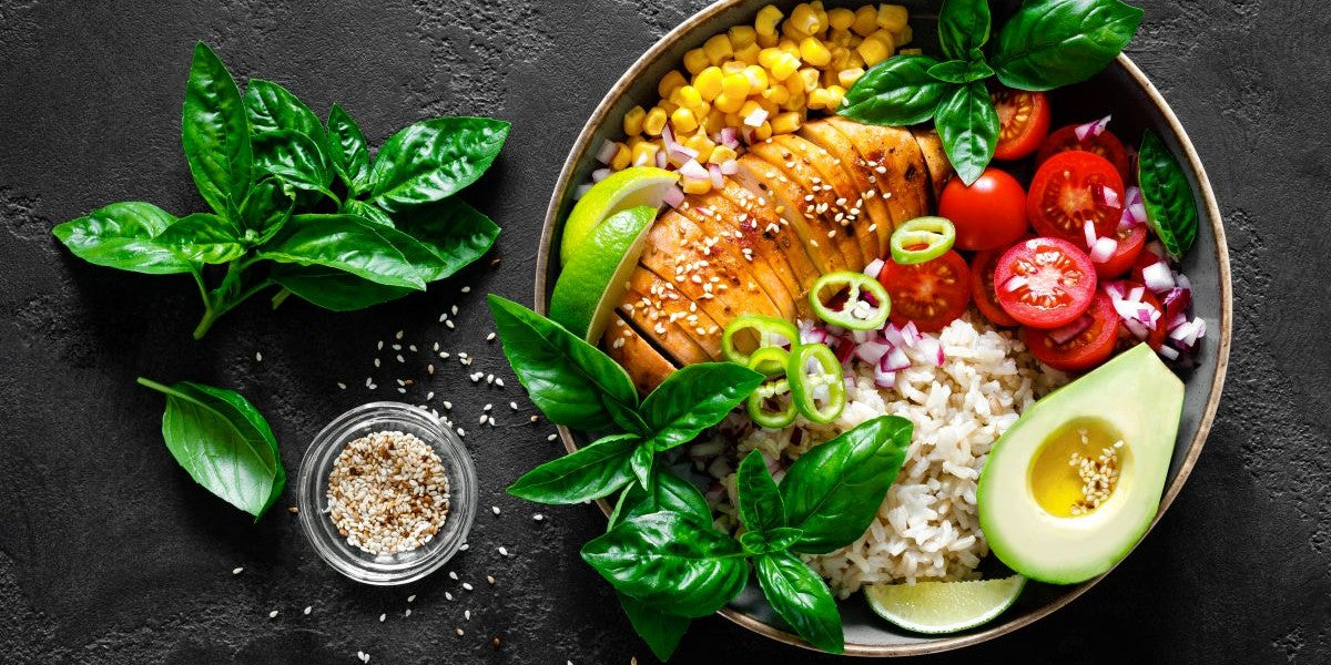 Proteinreiche Ernährung: So kombinierst du Eiweiß ausgewogen